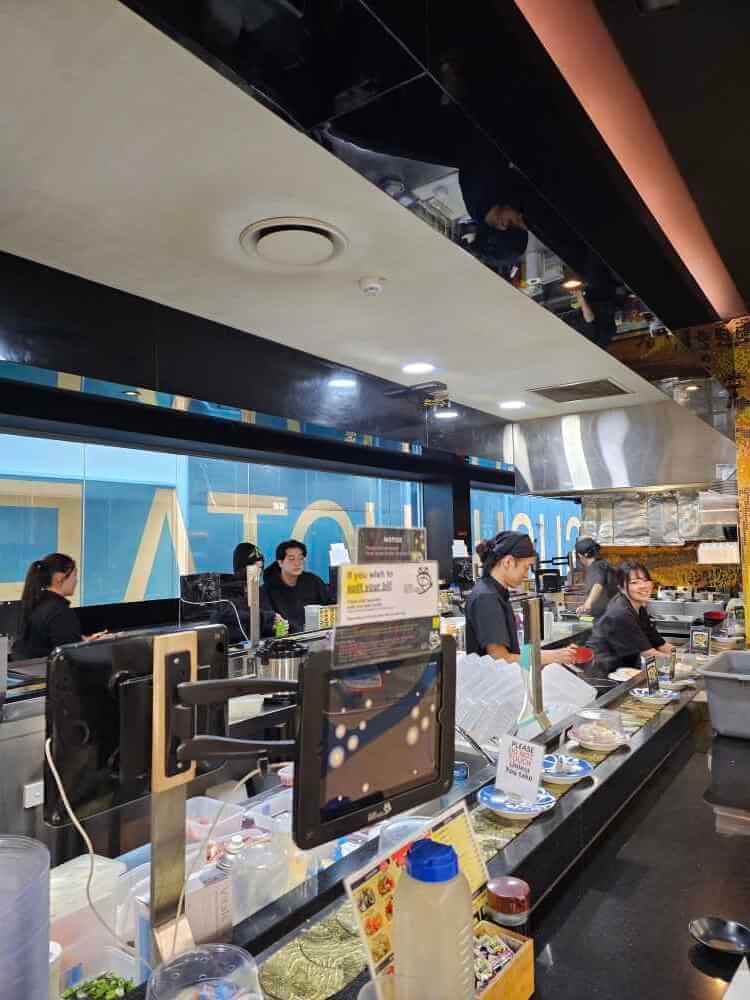 회전초밥 스시 호타루 오픈 주방
